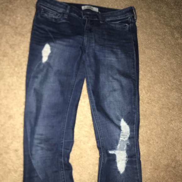 Hollister Ripped Jeans - Picture 5 of 5